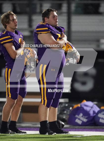 Thumbnail 1 in La Grange vs Madisonville (UIL 4A Division II Bi-District) photogallery.