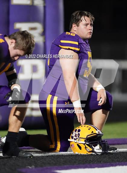 Thumbnail 2 in La Grange vs Madisonville (UIL 4A Division II Bi-District) photogallery.