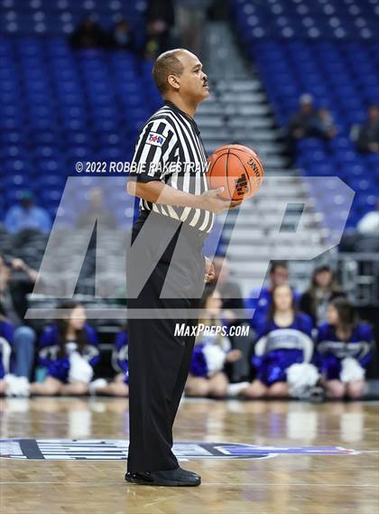 Thumbnail 2 in Lipan vs. Mumford (UIL 2A State Semifinal) photogallery.