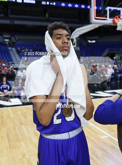 Thumbnail 2 in Lipan vs. Mumford (UIL 2A State Semifinal) photogallery.