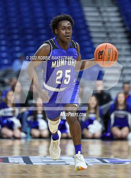 Thumbnail 3 in Lipan vs. Mumford (UIL 2A State Semifinal) photogallery.