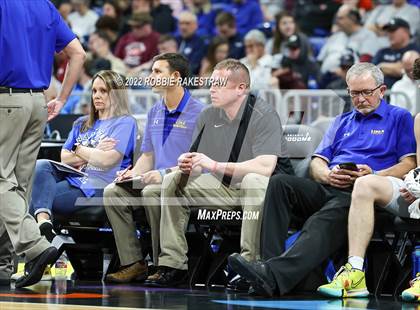 Thumbnail 2 in Lipan vs. Mumford (UIL 2A State Semifinal) photogallery.