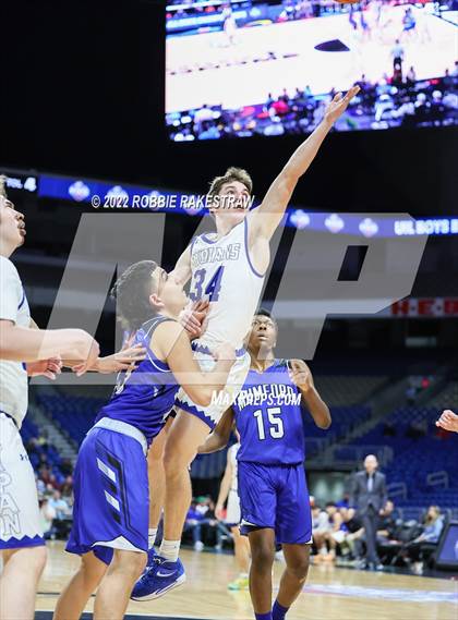 Thumbnail 2 in Lipan vs. Mumford (UIL 2A State Semifinal) photogallery.