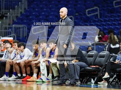 Thumbnail 3 in Lipan vs. Mumford (UIL 2A State Semifinal) photogallery.