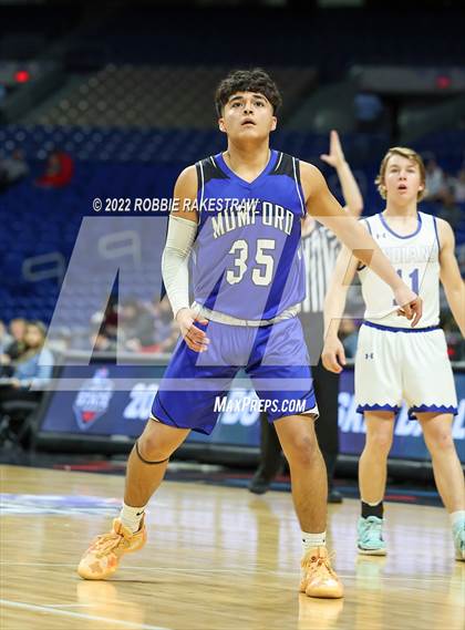 Thumbnail 1 in Lipan vs. Mumford (UIL 2A State Semifinal) photogallery.
