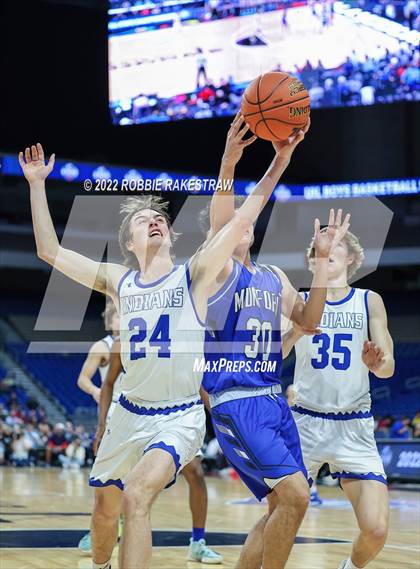 Thumbnail 2 in Lipan vs. Mumford (UIL 2A State Semifinal) photogallery.