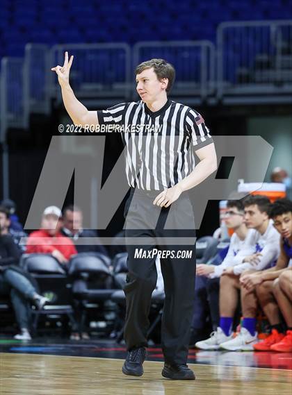Thumbnail 3 in Lipan vs. Mumford (UIL 2A State Semifinal) photogallery.