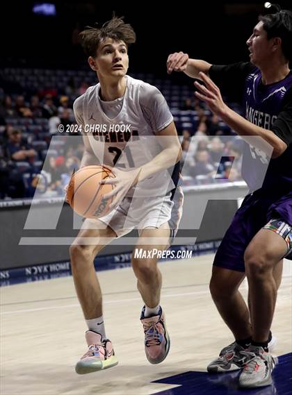 Thumbnail 3 in Rincon/University vs Cienega (MLK Basketball Classic) photogallery.