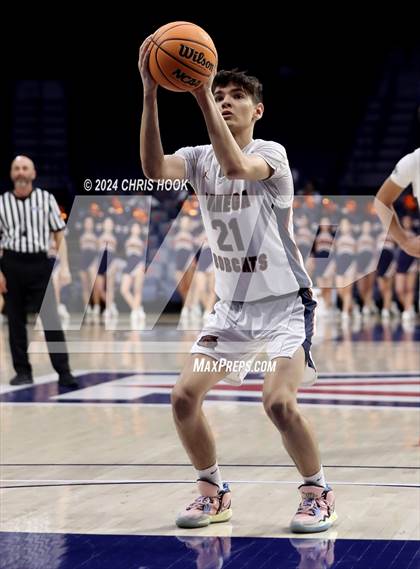 Thumbnail 2 in Rincon/University vs Cienega (MLK Basketball Classic) photogallery.