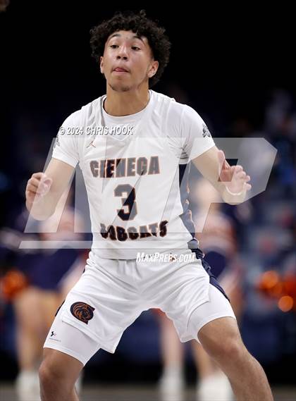 Thumbnail 3 in Rincon/University vs Cienega (MLK Basketball Classic) photogallery.