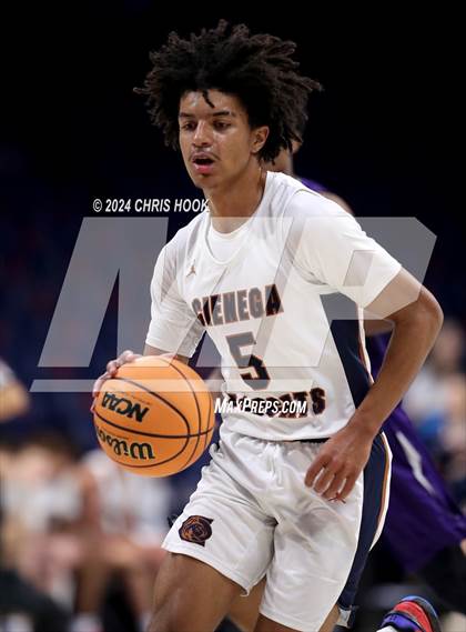 Thumbnail 2 in Rincon/University vs Cienega (MLK Basketball Classic) photogallery.