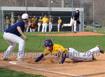 Thumbnail 1 in Huntington @ Islip photogallery.