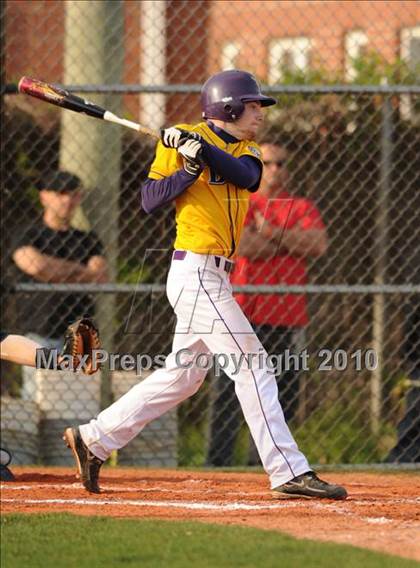 Thumbnail 1 in Huntington @ Islip photogallery.