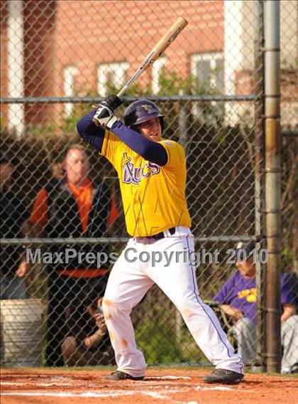 Thumbnail 1 in Huntington @ Islip photogallery.