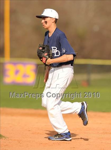 Thumbnail 3 in Huntington @ Islip photogallery.