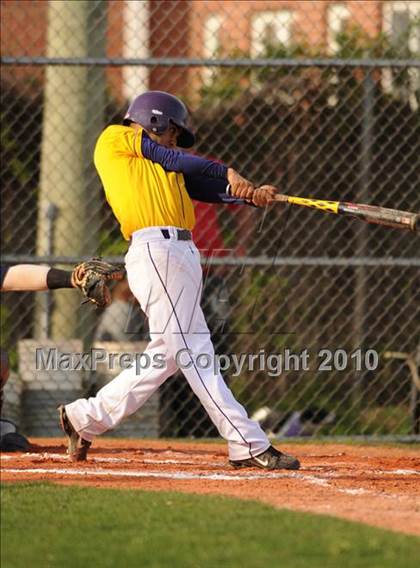 Thumbnail 2 in Huntington @ Islip photogallery.