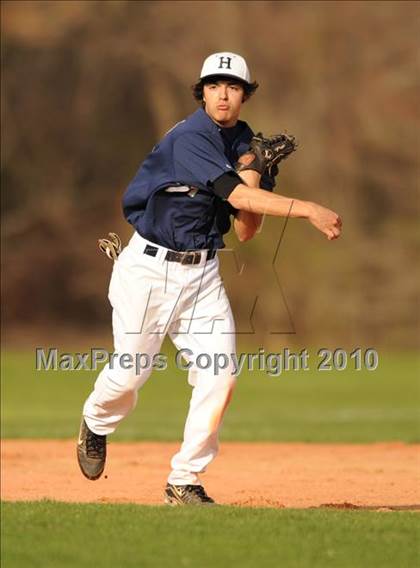 Thumbnail 1 in Huntington @ Islip photogallery.