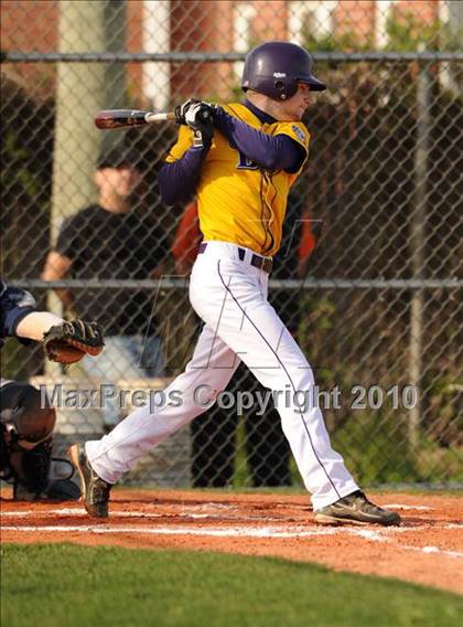 Thumbnail 1 in Huntington @ Islip photogallery.