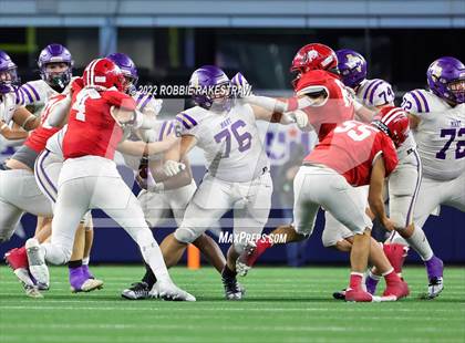 Thumbnail 1 in Mart vs. Albany (UIL 2A Division II Final) photogallery.