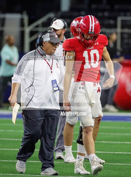 Thumbnail 1 in Mart vs. Albany (UIL 2A Division II Final) photogallery.