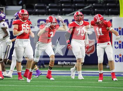 Thumbnail 2 in Mart vs. Albany (UIL 2A Division II Final) photogallery.