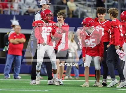 Thumbnail 3 in Mart vs. Albany (UIL 2A Division II Final) photogallery.