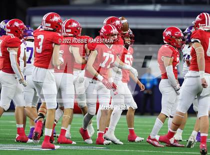 Thumbnail 2 in Mart vs. Albany (UIL 2A Division II Final) photogallery.