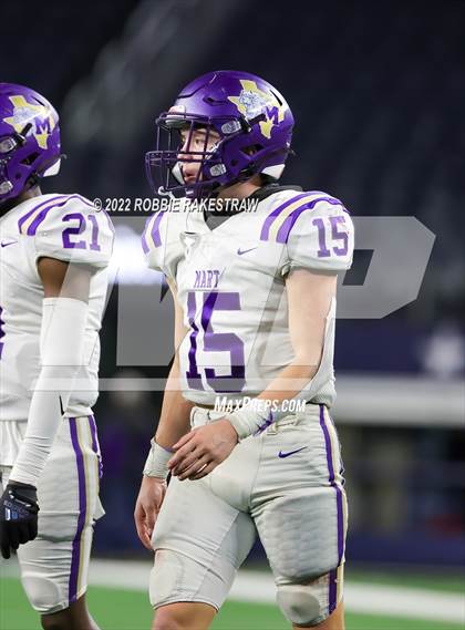 Thumbnail 1 in Mart vs. Albany (UIL 2A Division II Final) photogallery.