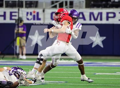 Thumbnail 3 in Mart vs. Albany (UIL 2A Division II Final) photogallery.