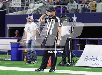 Thumbnail 3 in Mart vs. Albany (UIL 2A Division II Final) photogallery.