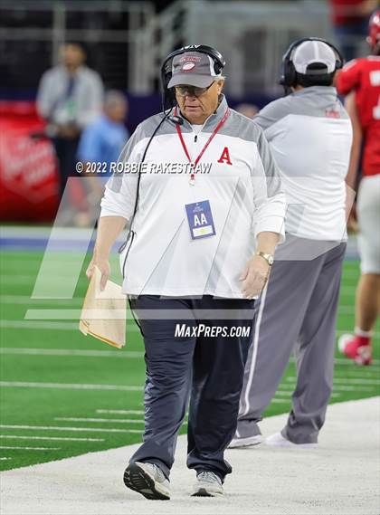 Thumbnail 3 in Mart vs. Albany (UIL 2A Division II Final) photogallery.