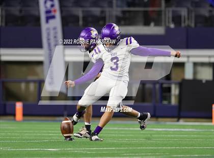 Thumbnail 1 in Mart vs. Albany (UIL 2A Division II Final) photogallery.