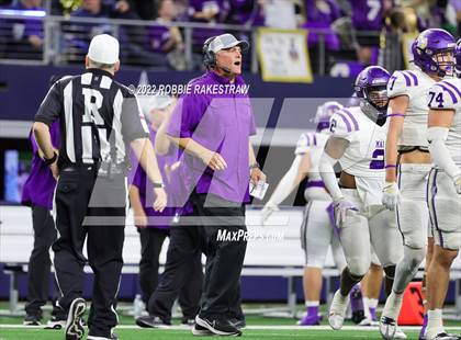Thumbnail 2 in Mart vs. Albany (UIL 2A Division II Final) photogallery.