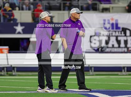 Thumbnail 2 in Mart vs. Albany (UIL 2A Division II Final) photogallery.