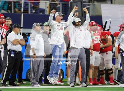 Thumbnail 1 in Mart vs. Albany (UIL 2A Division II Final) photogallery.