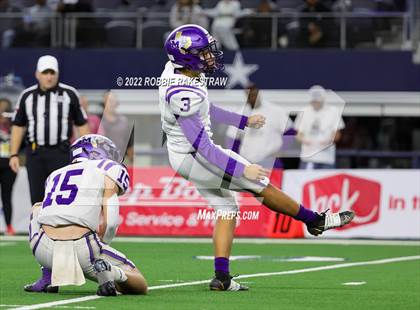 Thumbnail 3 in Mart vs. Albany (UIL 2A Division II Final) photogallery.