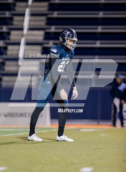 Thumbnail 1 in Eastside Catholic vs. Marietta (GEICO State Champions Bowl Series) photogallery.
