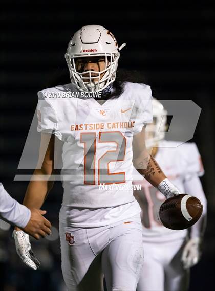 Thumbnail 3 in Eastside Catholic vs. Marietta (GEICO State Champions Bowl Series) photogallery.