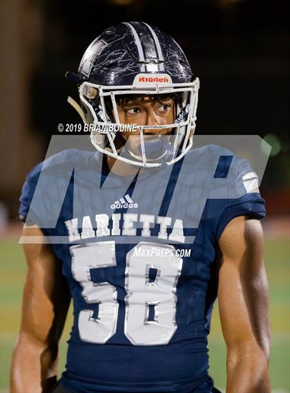 Thumbnail 1 in Eastside Catholic vs. Marietta (GEICO State Champions Bowl Series) photogallery.