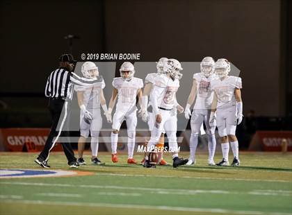 Thumbnail 2 in Eastside Catholic vs. Marietta (GEICO State Champions Bowl Series) photogallery.