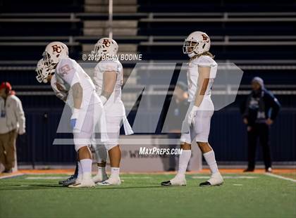 Thumbnail 1 in Eastside Catholic vs. Marietta (GEICO State Champions Bowl Series) photogallery.