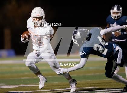 Thumbnail 1 in Eastside Catholic vs. Marietta (GEICO State Champions Bowl Series) photogallery.