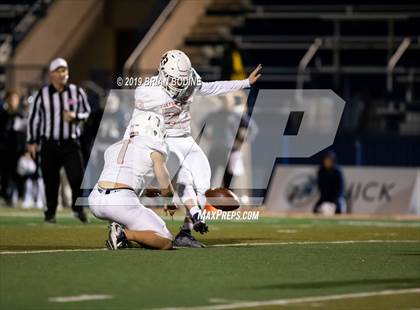 Thumbnail 1 in Eastside Catholic vs. Marietta (GEICO State Champions Bowl Series) photogallery.