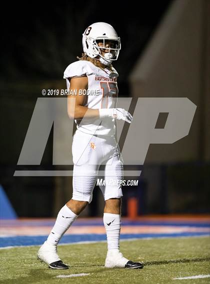 Thumbnail 2 in Eastside Catholic vs. Marietta (GEICO State Champions Bowl Series) photogallery.