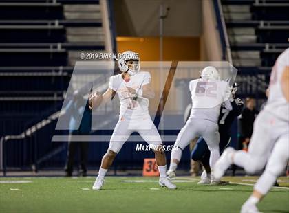 Thumbnail 2 in Eastside Catholic vs. Marietta (GEICO State Champions Bowl Series) photogallery.