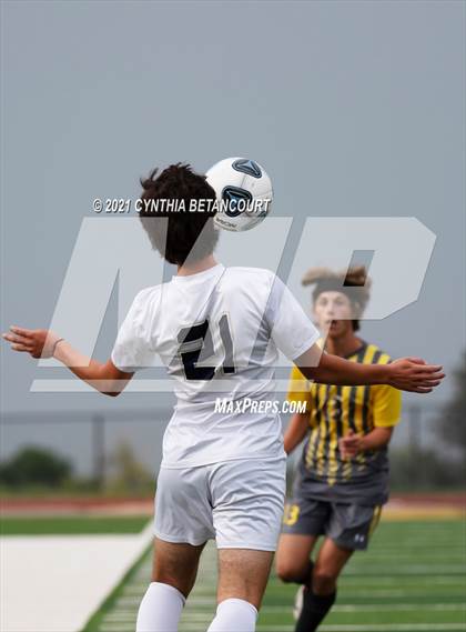 Thumbnail 2 in Thomas Jefferson vs Mullen photogallery.
