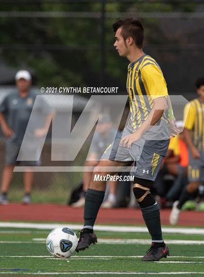 Thumbnail 3 in Thomas Jefferson vs Mullen photogallery.