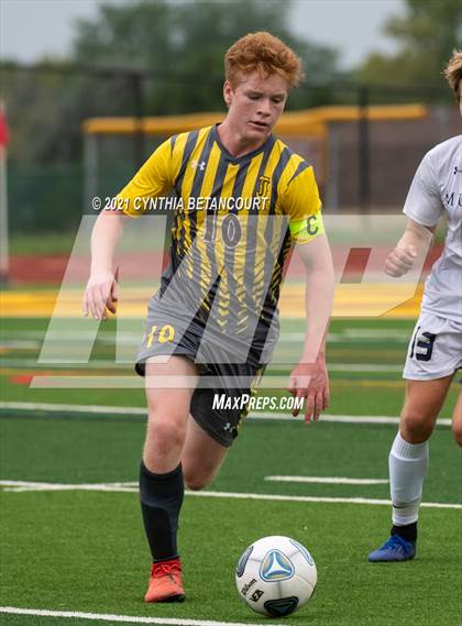 Thumbnail 2 in Thomas Jefferson vs Mullen photogallery.