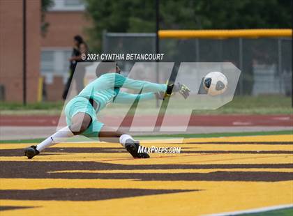 Thumbnail 2 in Thomas Jefferson vs Mullen photogallery.
