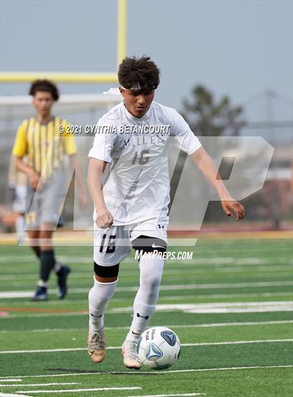 Thumbnail 3 in Thomas Jefferson vs Mullen photogallery.